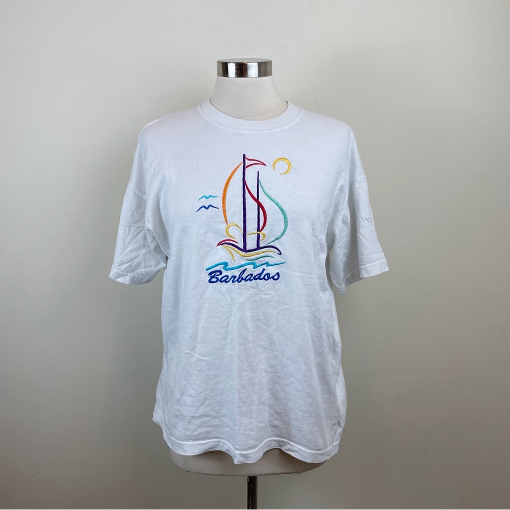 River Bay Barbados Vintage White Colorful Sailboat Tee Shirt Women Size Large